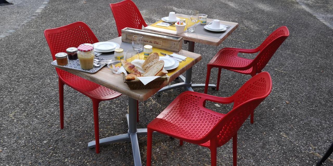 Bed and Breakfast Le Mimosa Saint-Saturnin-de-Lucian Exterior foto